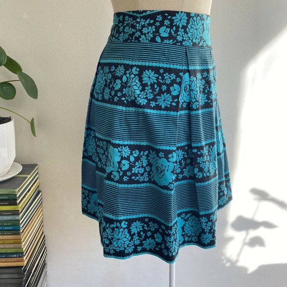 🌷2 for $20🌷 Review Floral Skirt Size 6 Black Teal Cotton - Picture 4 of 7